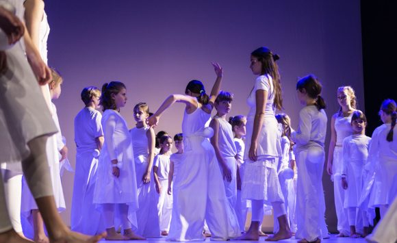 Plesni ognjemet 2025 – Praznik giba, skupnosti in umetniškega dialoga Plesni ognjemet 2025 – Praznik giba, skupnosti in umetniškega dialoga